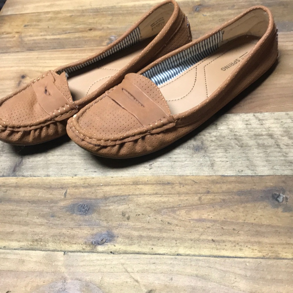 Flats - Picture 3 of 3